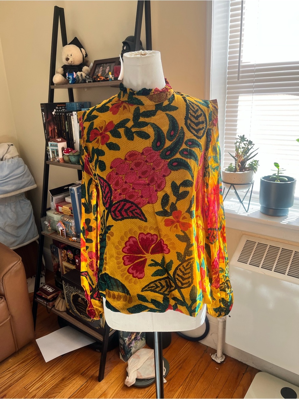Farm Rio vibrant floral print long sleeve ruffled mock neck blouse size S
